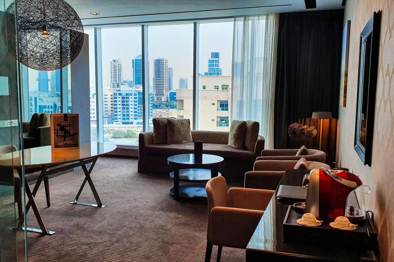 The Canvas Dubai - Mgallery Hotel Collection Kültér fotó A suite at the hotel